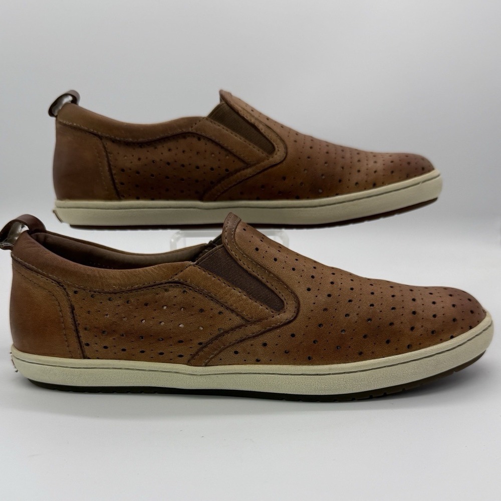 Taos Womens 9 Court Slip On Shoes Tan Leather Perforated Sneakers
